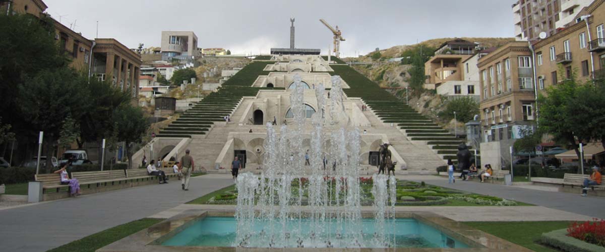 کاسکاد یا بنای هزار پله ارمنستان